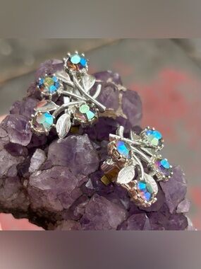 Aurora borealis Crystal Floral Leaf Clip-On Earrings - Silver Tone